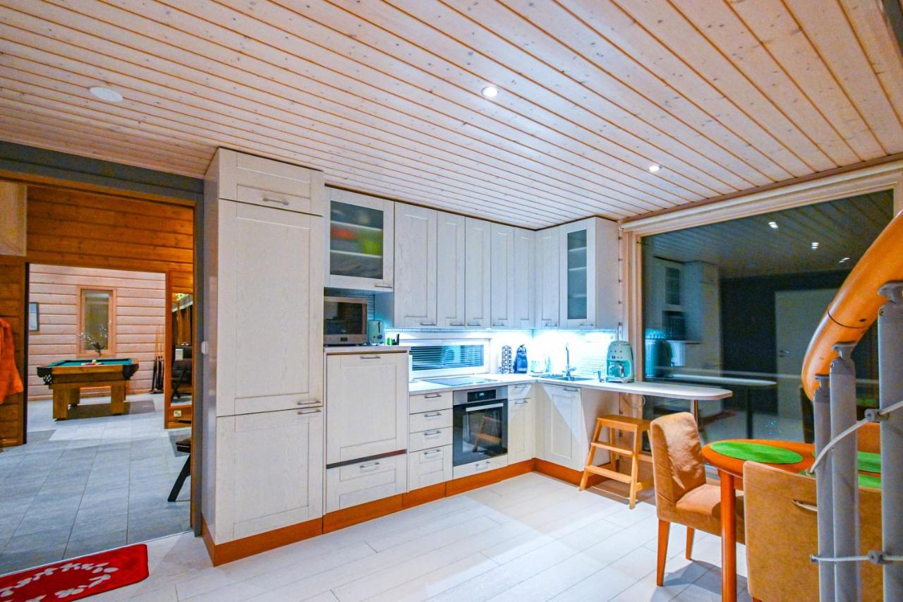 Pielislinna Kolinkylä 외부 사진